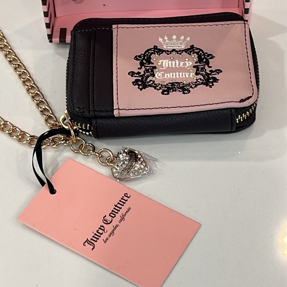 👑Cute. Juicy Couture Wristlet. - Picture 5 of 16